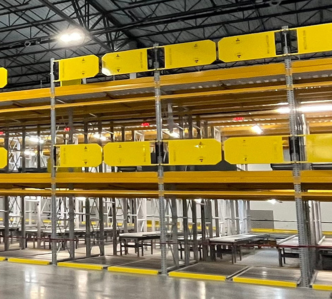 Springless Pallet Flow Safety Gates for fall protection